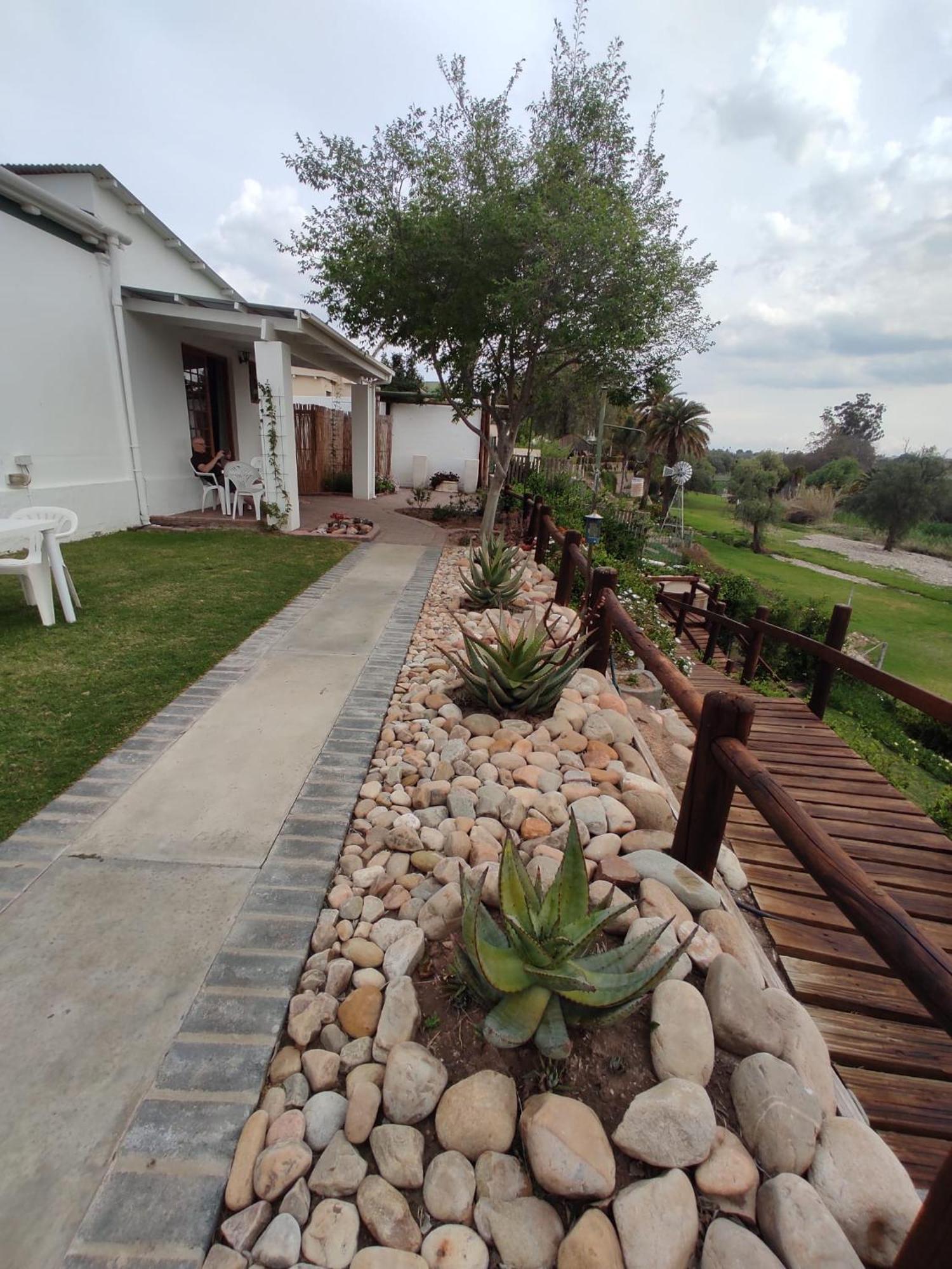 De Oude Yotclub Bed and Breakfast Oudtshoorn Exteriör bild